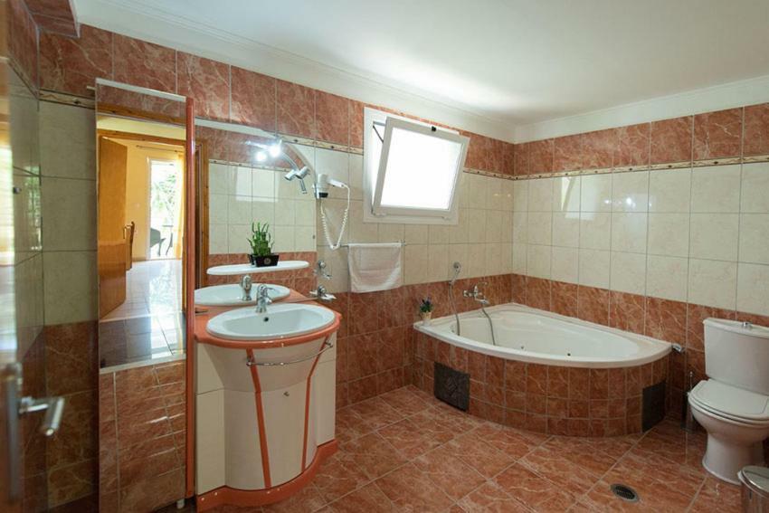 Yénion Ilios Hotel & Villas المظهر الخارجي الصورة